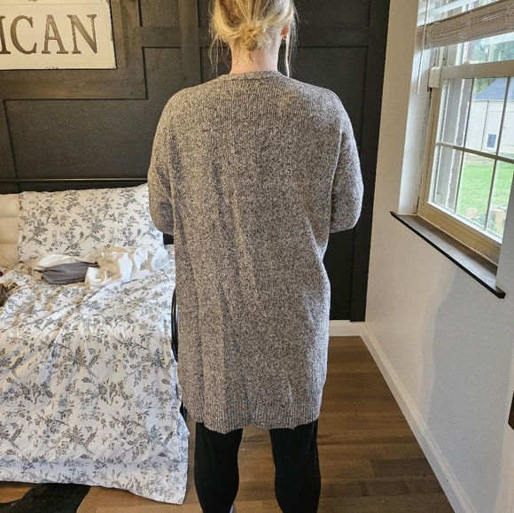 Long cardigan - Picture 3 of 3
